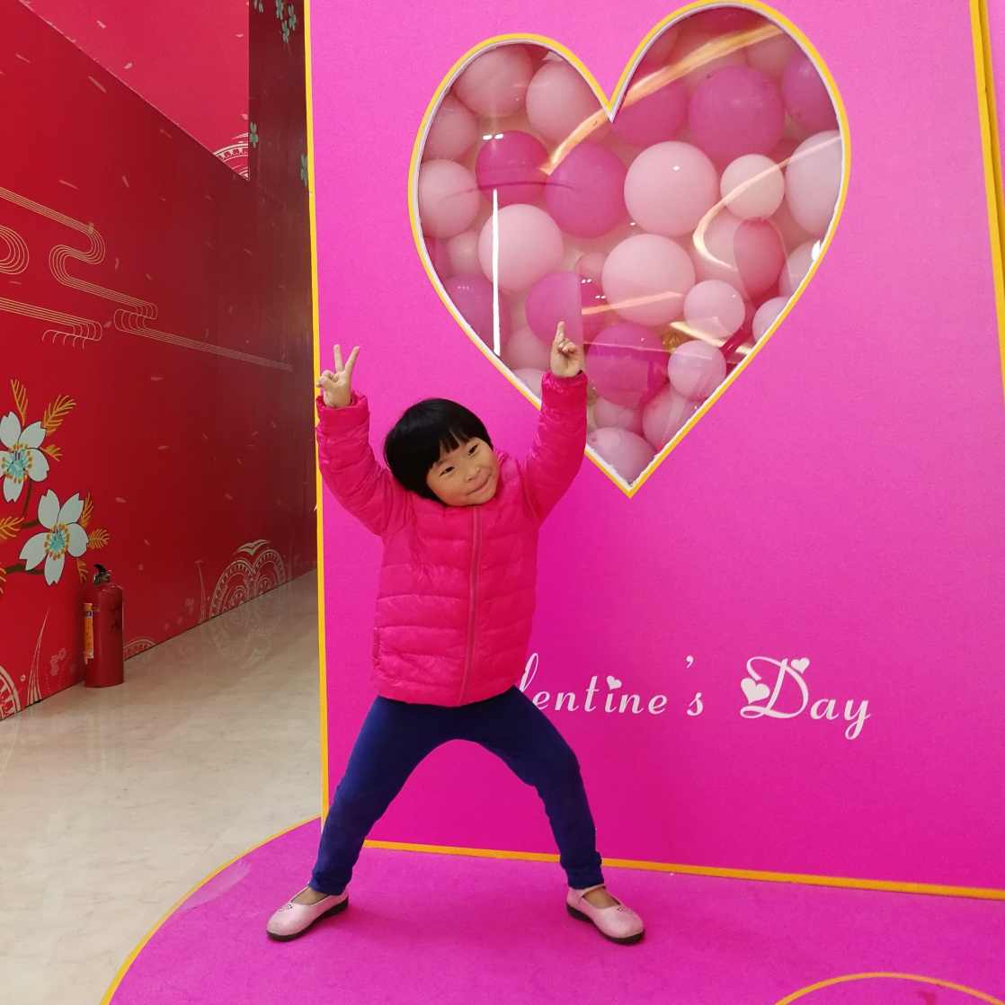 看网友说搬砖,一个砖是多少钱呀